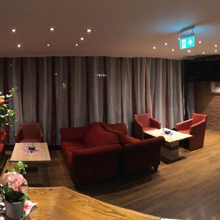 Hotel バート・ドリーブルク エクステリア 写真